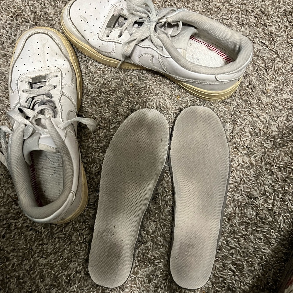 Nike Air Force 1 - image 8